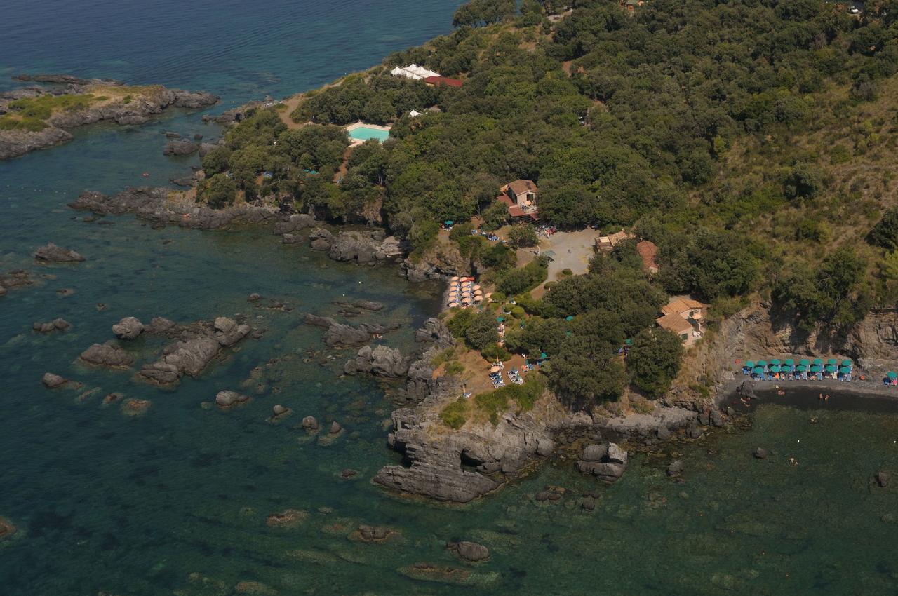 Illicini Stabilimento Balneare E Albergo Маратеа Екстер'єр фото